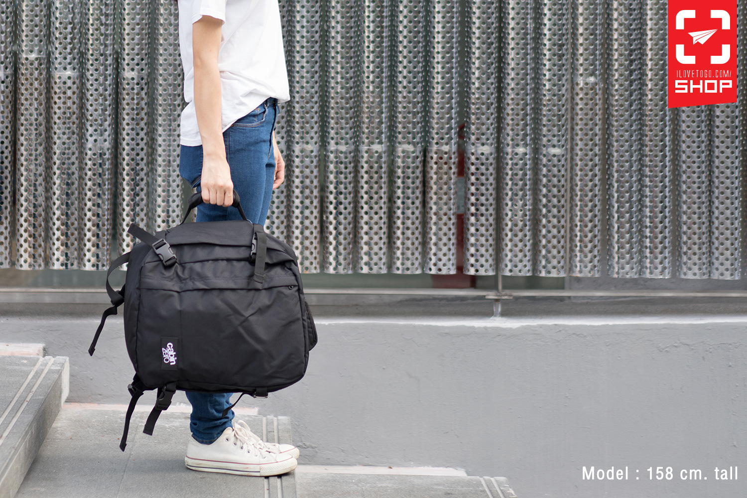 CabinZero Classic Black 28L